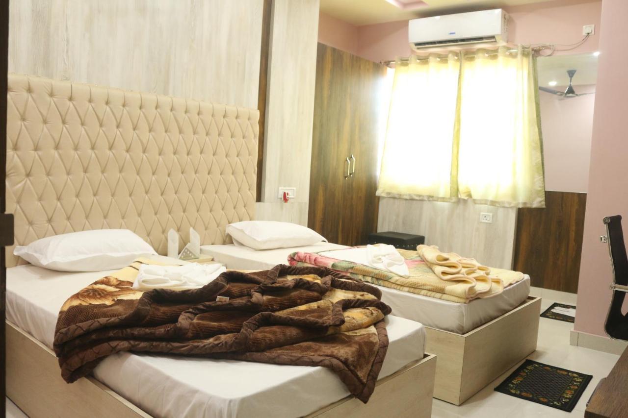 Hotel Himalaya Agartala Exterior photo